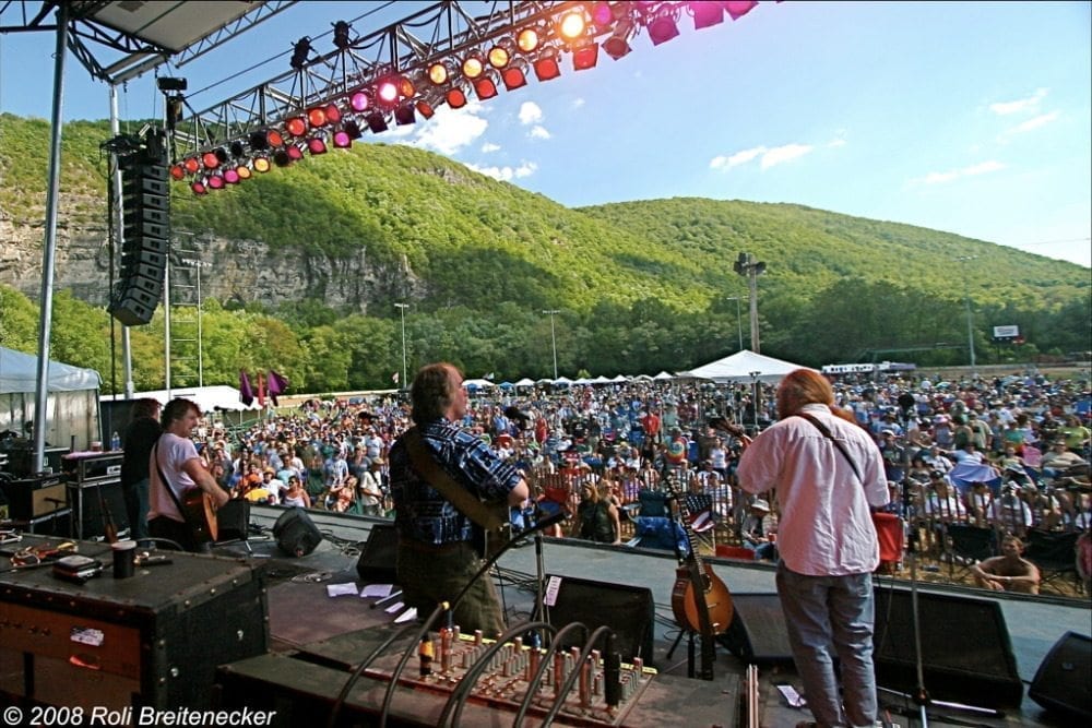 DelFest 2025 festival atmosphere