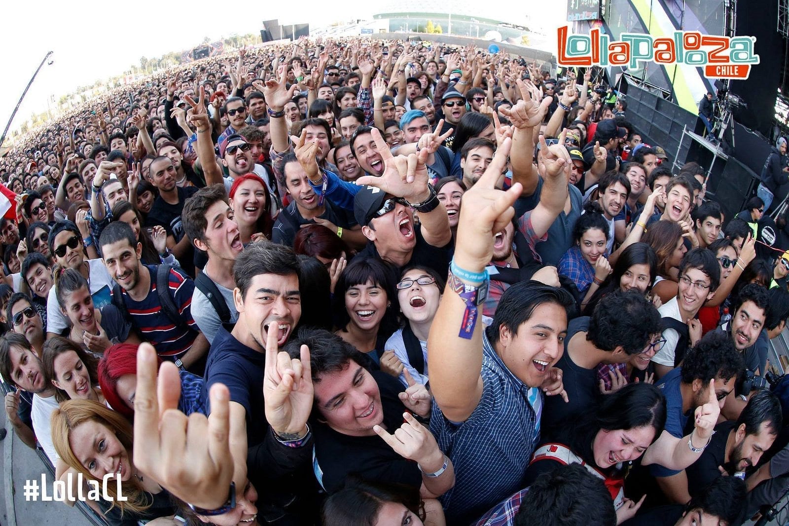 Lollapalooza Chile 2025 festival atmosphere