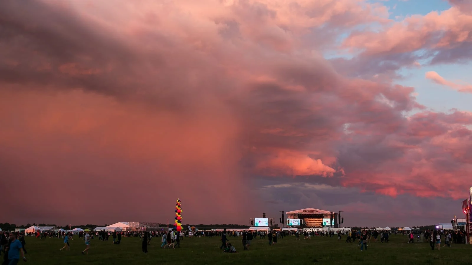 Open&#8217;er Festival 2025 festival atmosphere