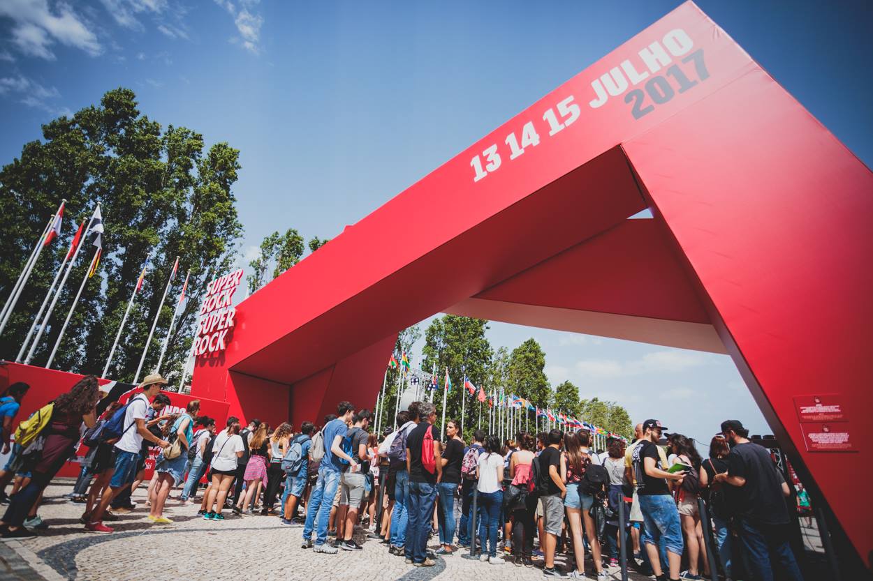 Super Bock Super Rock 2025 festival atmosphere