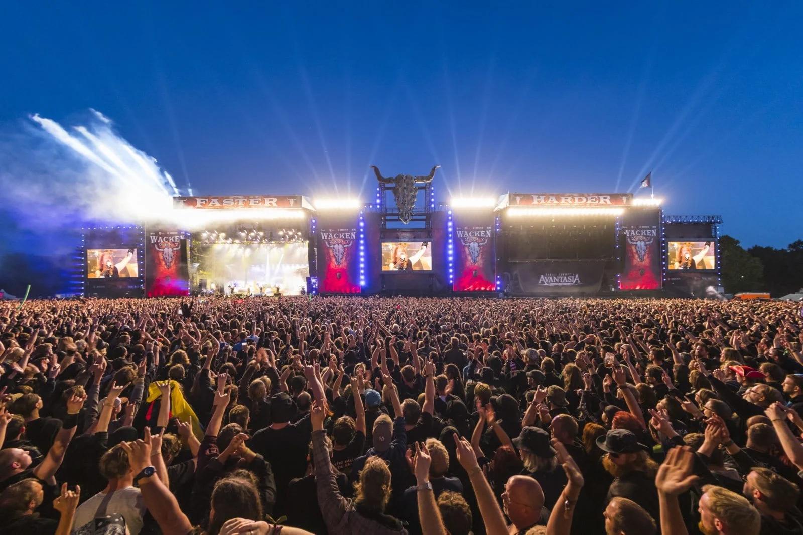 Wacken 2025 festival atmosphere